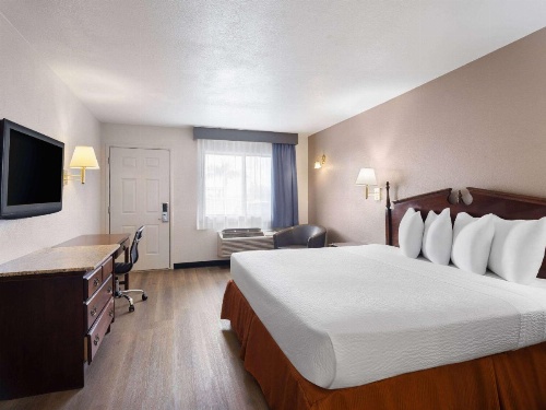 Travelodge by Wyndham Tucson AZ image 15