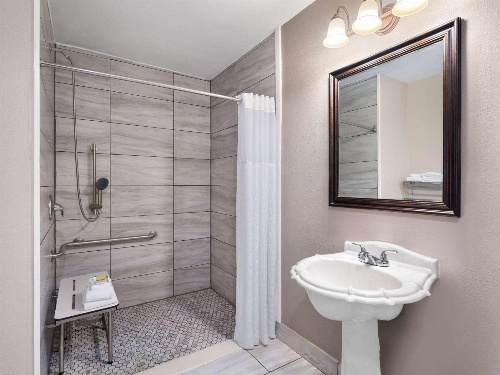 Travelodge by Wyndham Tucson AZ image 4