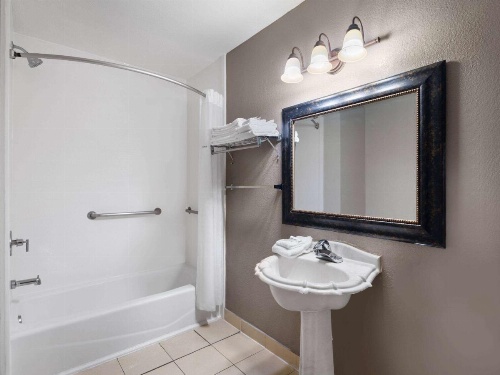 Travelodge by Wyndham Tucson AZ image 5